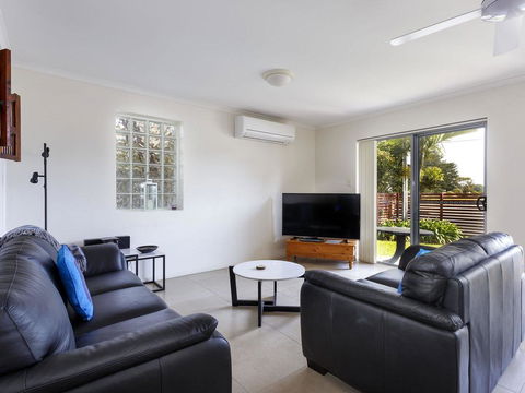 Seachange Apartment 1 - Stays Accommodation 0