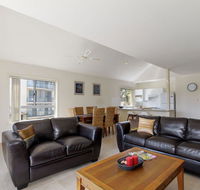 Seachange Apartment 3 - Stays Accommodation