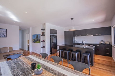 Seagrove Retreat Cowes - Stayed 2