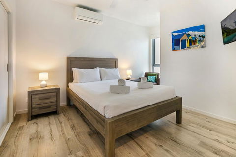 Seaside Apartment Getaway - Stays Accommodation 1