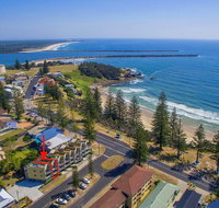 Seaspray Unit 7 straight across the road from Main Beach Yamba - Stays Accommodation