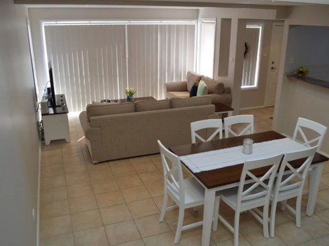 Serendib@Sandcastles Fingal Bay - Stayed 2