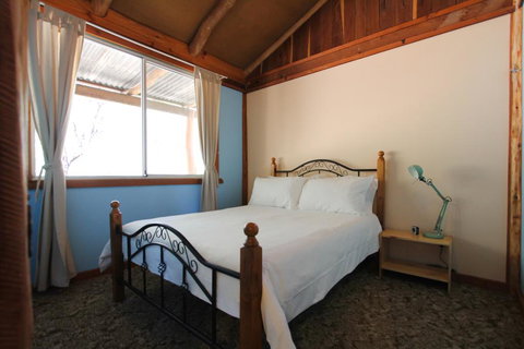 Shady Creek Eco Cabin, Peaceful Country Getaway - Stays Accommodation 2