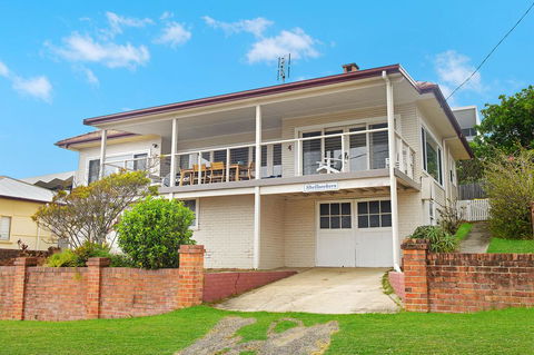 Shellseekers, 4 Hodgson Street - Stays Accommodation 0
