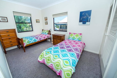 Shoal Bay Avenue, Unit 7 - Stayed 1