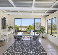 Silky Oak Cottage - cosy with country views - Stayed