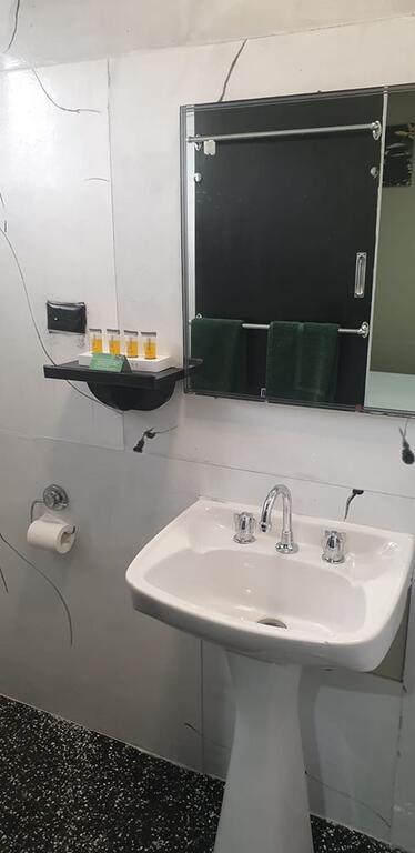 Smerdon Lodge Motel - Stayed 3