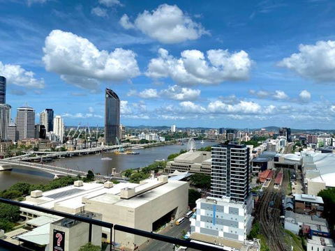 South Bank Riverside Sub Apartment - Stayed 1