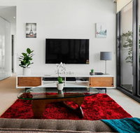 Spacious luxury 3Br Top Location  WiFi Gym Pool - Stayed