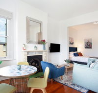 Spacious Studio With Balcony in Inner-City Glebe - Stayed