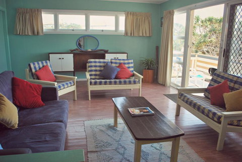 SPARKLING WATERS, UNIT 1 - Stayed 1