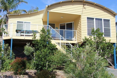 SPINNAKER 1 - Stayed 0