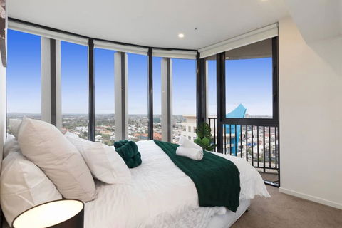 SPIRE - Fast Internet Monthly Stays W Carpark - Stays Accommodation 2