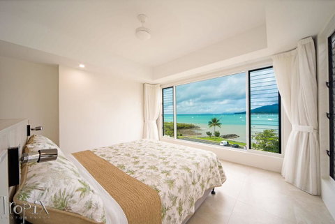 Splendeur Sur La Mer - Three Bedroom - Stays Accommodation 1