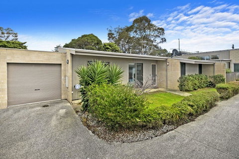 Spring Central 2-39 - Stayed 1