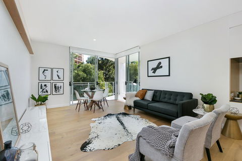 St Leonards Self-Contained Two-Bedroom Apartment (803NOR) - Stays Accommodation 1