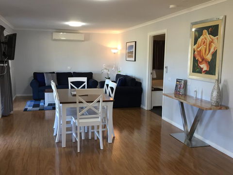 Starline Alpacas Farmstay Resort - Stays Accommodation 0