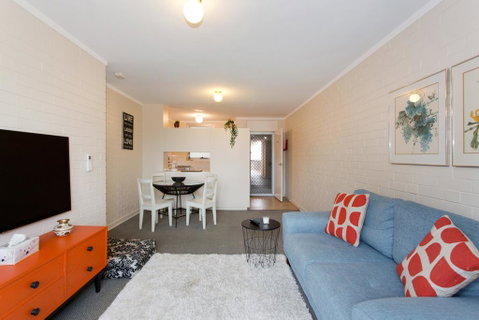 Stay Okay Central - Fremantle - Stays Accommodation 3