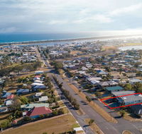 Stillwaters - Panoramic View of Lakes Entrance - Stayed