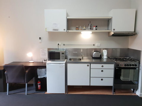 Stirling Apartments - Studio 2 - Stayed 2