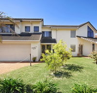 Strathmore Lodge - Stays Accommodation