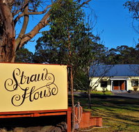 Straw House B and B - Stayed