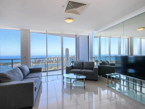 Stylish 3 Bedroom Apartment In Goldcoast - Stayed 1