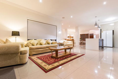 Suite Spot On The Gold Coast - Stayed 2