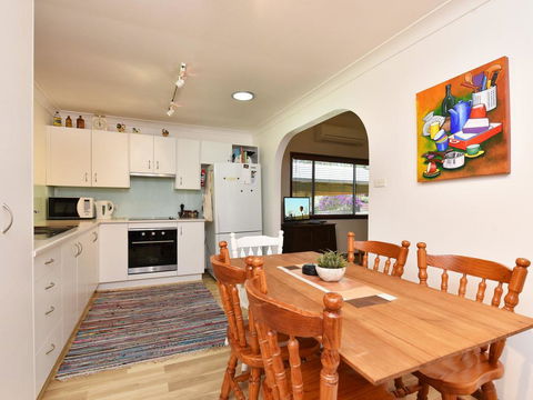 Summerfield Cottage - Hunter Valley, Renovated House In Central North Rothbury - Stayed 2
