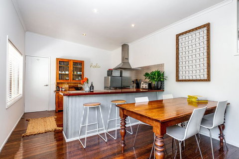 SUNSET BEACH SHACK On SURF - Stayed 2