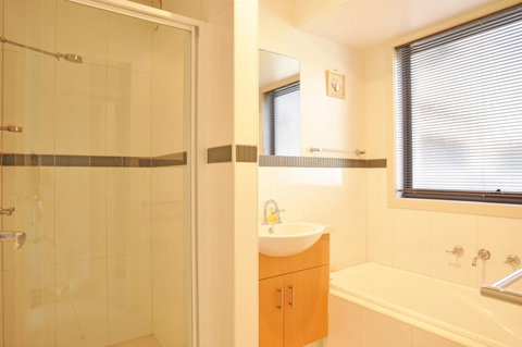 SUNSET WATERS - INLET SIDE - Stayed 3