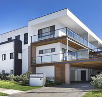 Surf Beach Townhouse - Stays Accommodation