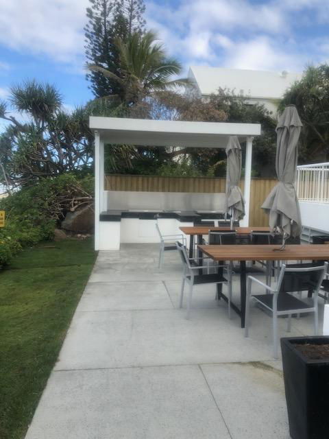 Surfers Horizons - Stayed 2