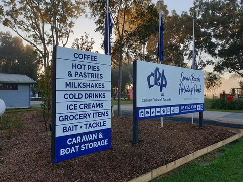 Swan Reach Holiday Park - Stays Accommodation 2