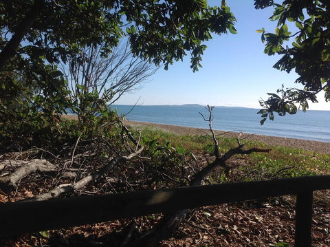 Tannum Sands Hotel / Motel - Stays Accommodation 1