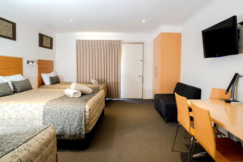 Tea House Motor Inn - Stayed 1
