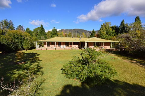 The Ambers - Comfortable Family Getaway! - Stayed 1