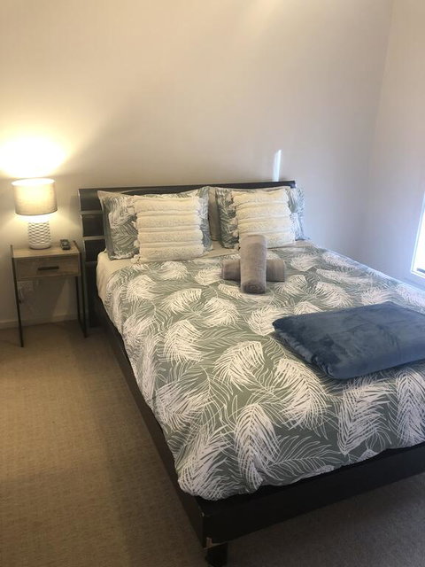 The Baltimore - Family Home Getaway - Stays Accommodation 3