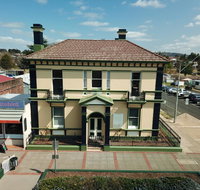 The Bank Guesthouse Glen Innes - Stayed