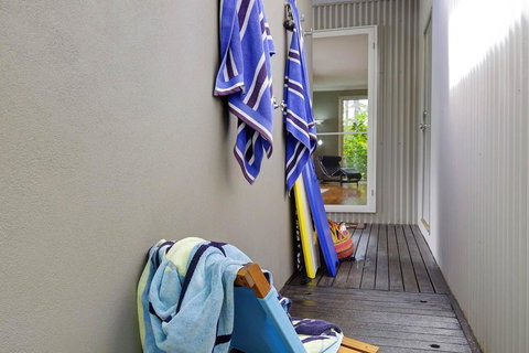 THE BEACH HOUSE - Stays Accommodation 2