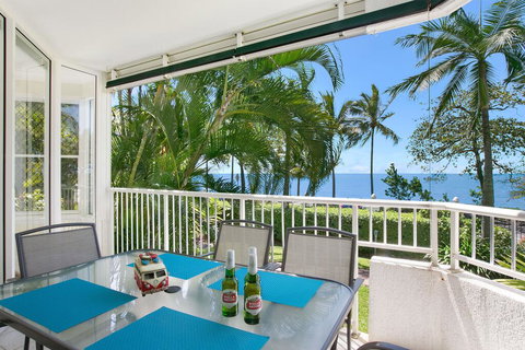 The Beach House 3BR Waterfront Apartment, Own WIFI - Stayed 0