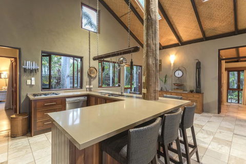 The Beach House On Newell - Stayed 3