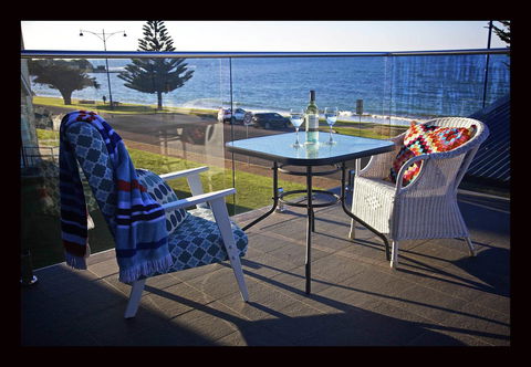 Penguin Beachfront Apartments - Stayed 8
