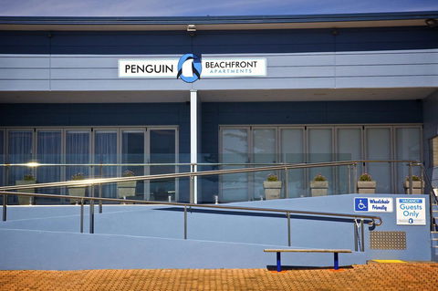Penguin Beachfront Apartments - Stayed 17