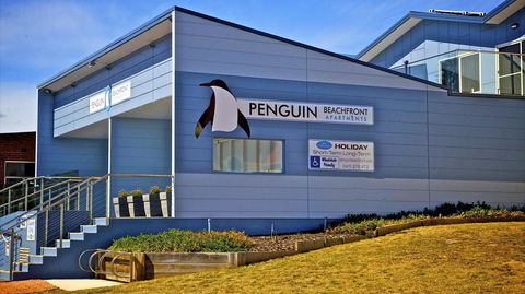 Penguin Beachfront Apartments - Stayed 22