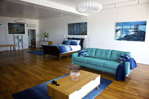 Penguin Beachfront Apartments - Stayed 3