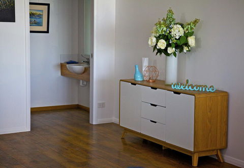 Penguin Beachfront Apartments - Stayed 11