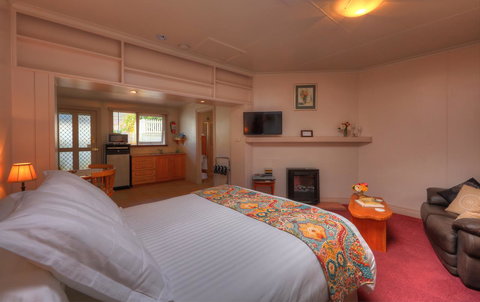 Ellie\'s Cottages - Stayed 12