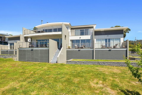 The Cove Kettering - Stayed 2