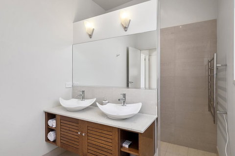 The Cove Kettering - Stayed 6